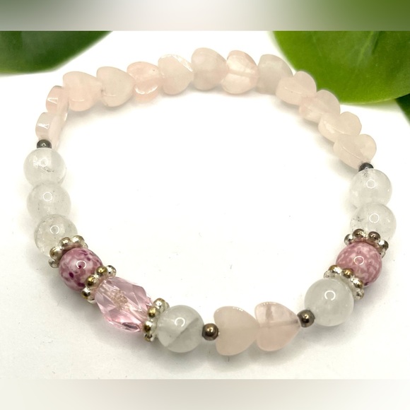 Pink dot jasper, Rose Quartz heart and round 8mm beads stretch bracelet - Picture 3 of 3